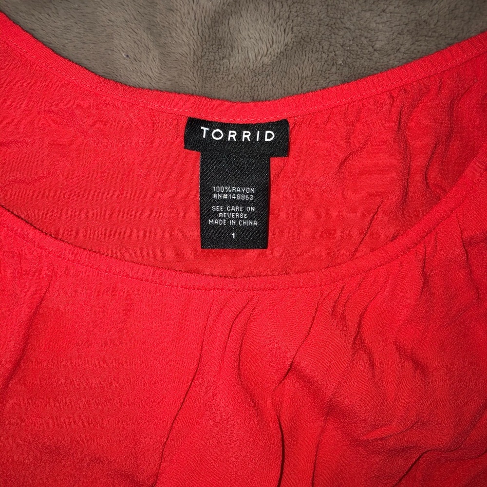 Torrid 1X Ruffle Front Top - Picture 4 of 9